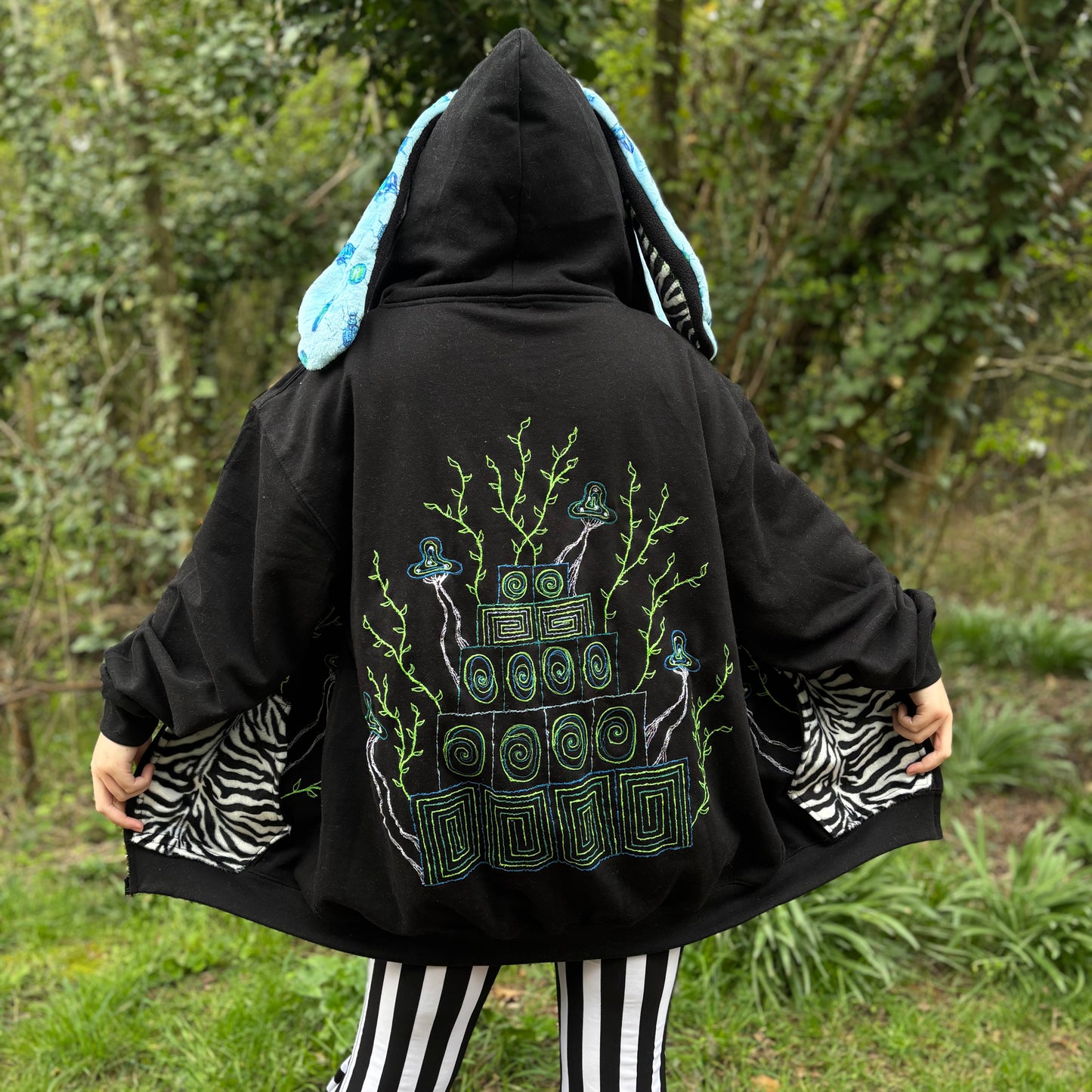 'Buggin' You Out' Zip Up